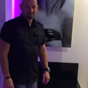 Meet your Posher, Eric